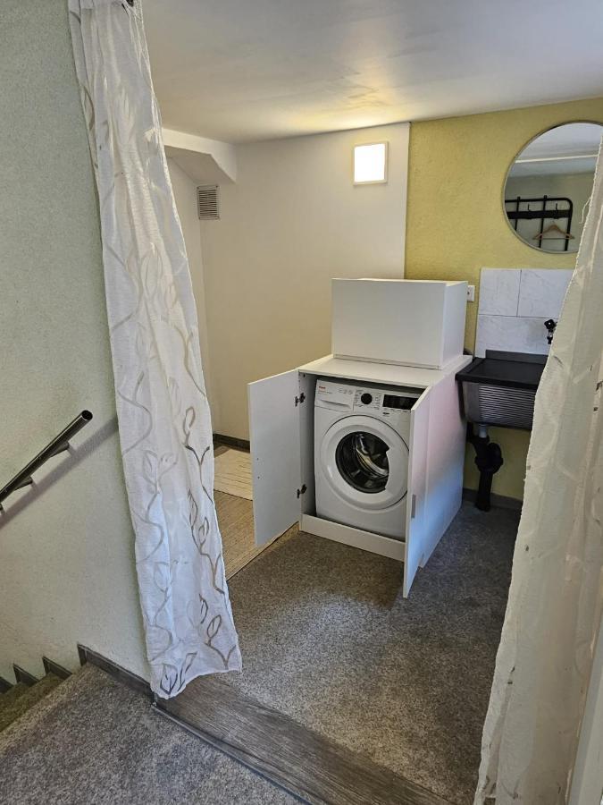 Airolo With Private Parking Apartment Екстериор снимка