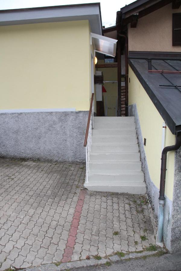 Airolo With Private Parking Apartment Екстериор снимка