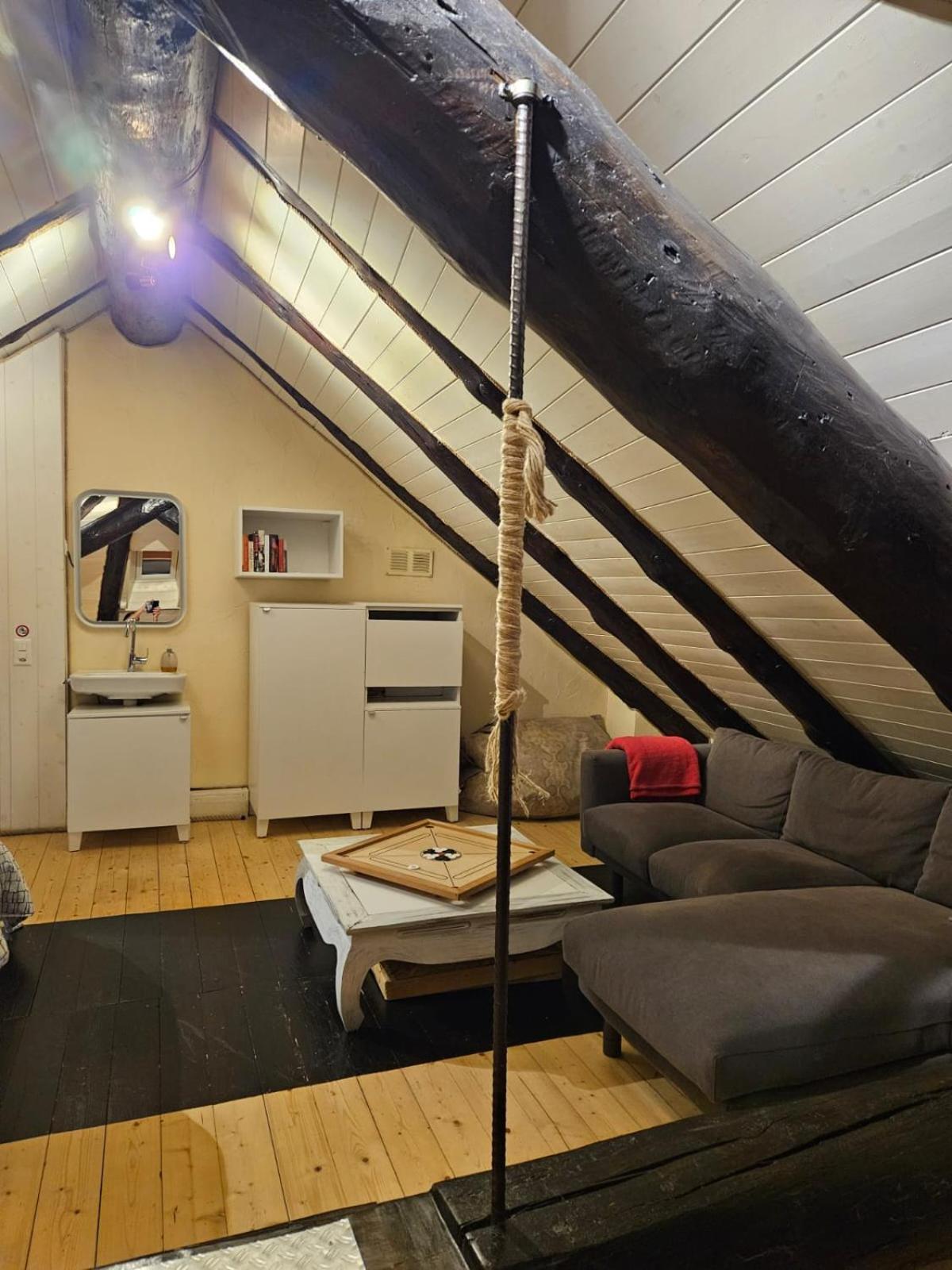 Airolo With Private Parking Apartment Екстериор снимка
