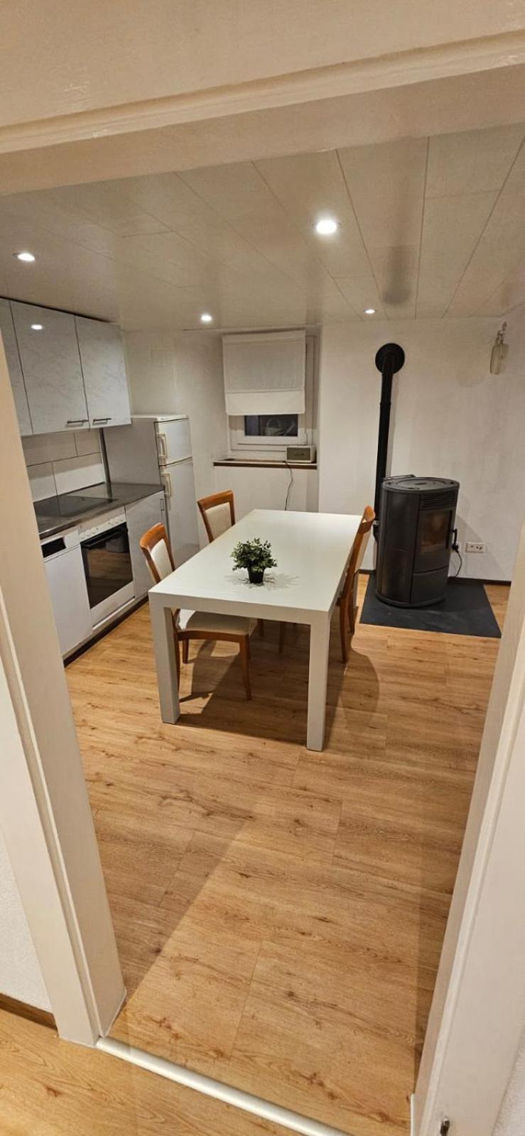 Airolo With Private Parking Apartment Екстериор снимка